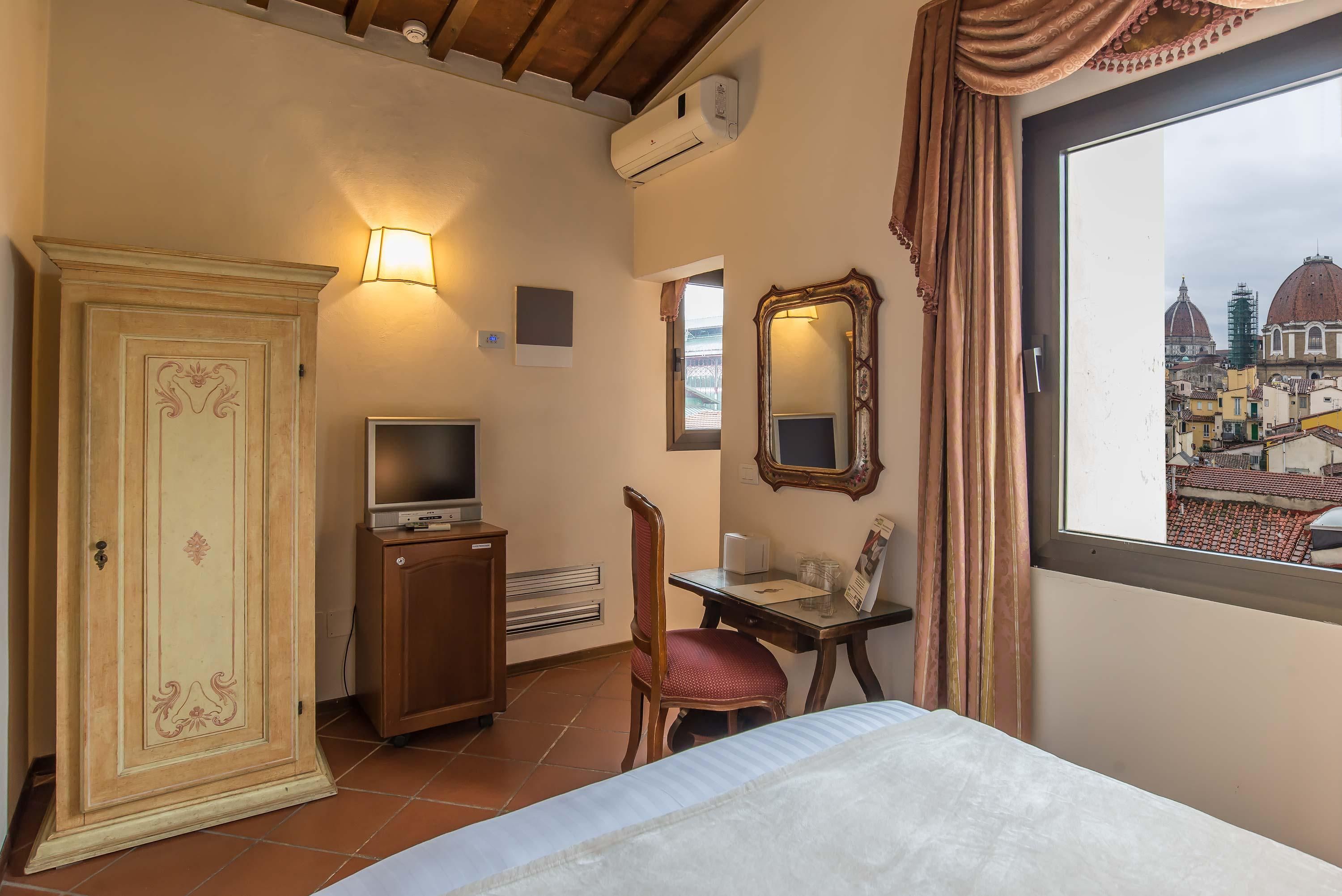 Hotel Atlantic Palace Florencia Exterior foto