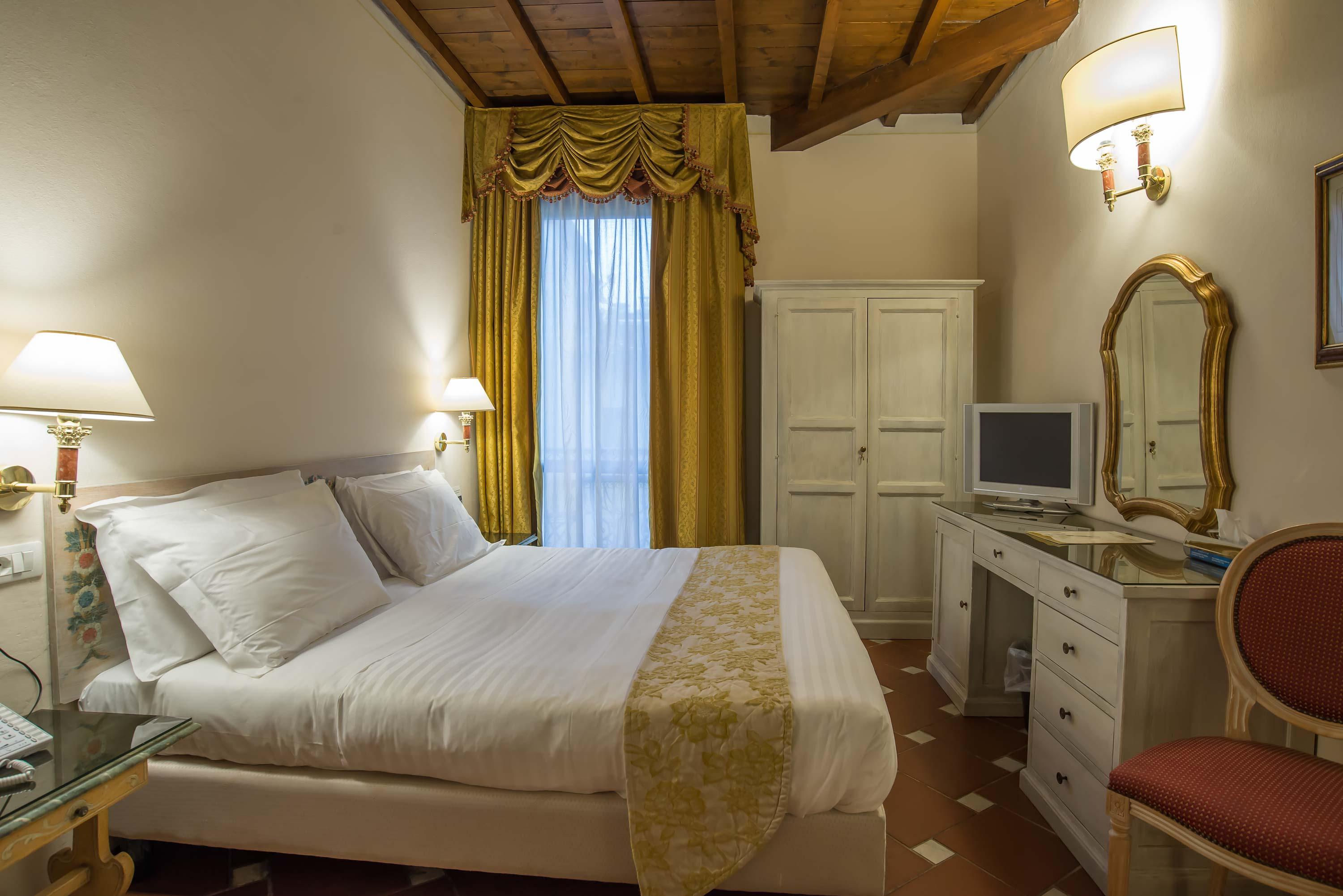Hotel Atlantic Palace Florencia Exterior foto