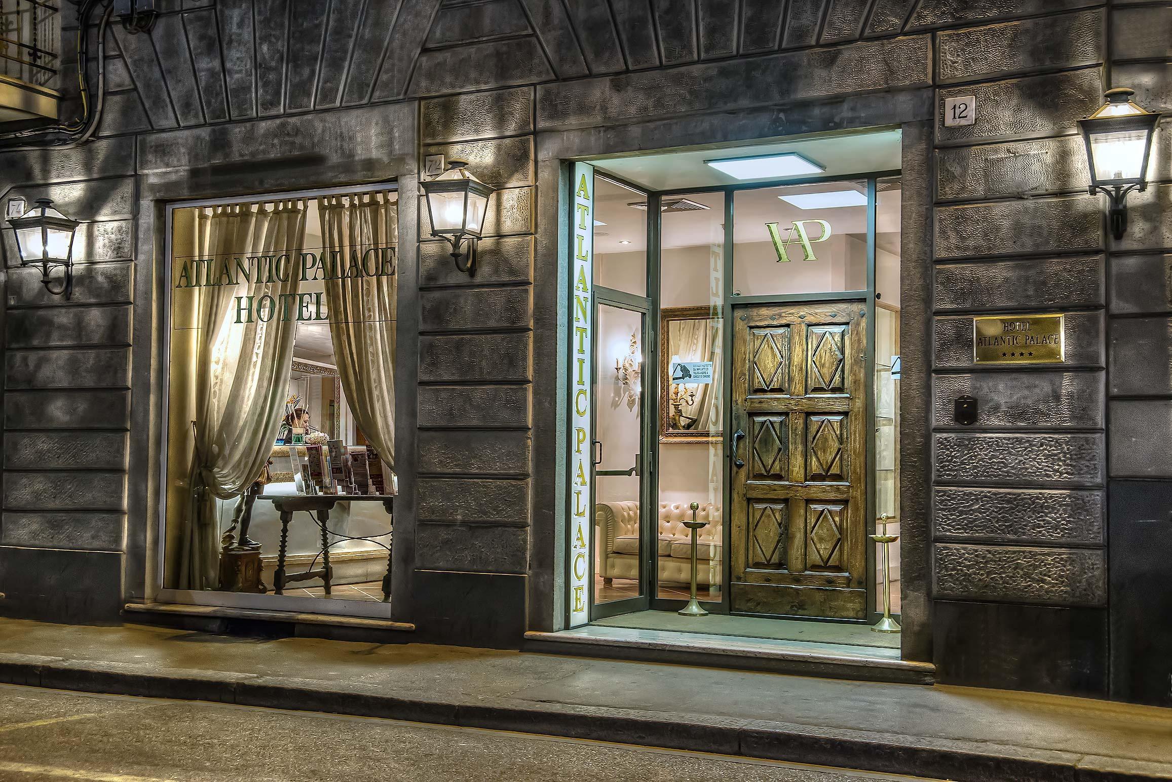 Hotel Atlantic Palace Florencia Exterior foto