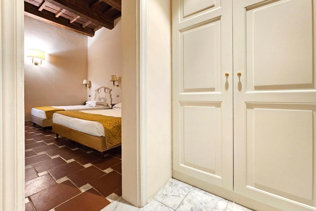 Hotel Atlantic Palace Florencia Exterior foto