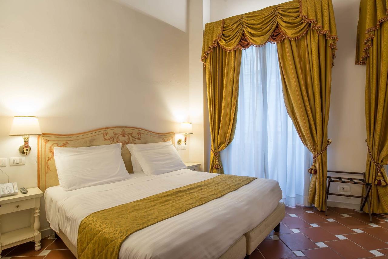 Hotel Atlantic Palace Florencia Exterior foto